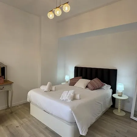 Charming Seaside Flat * Паул-ду-Мар