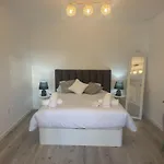 דירה Charming Seaside Flat