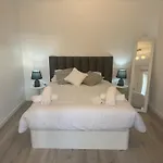 דירה Charming Seaside Flat *