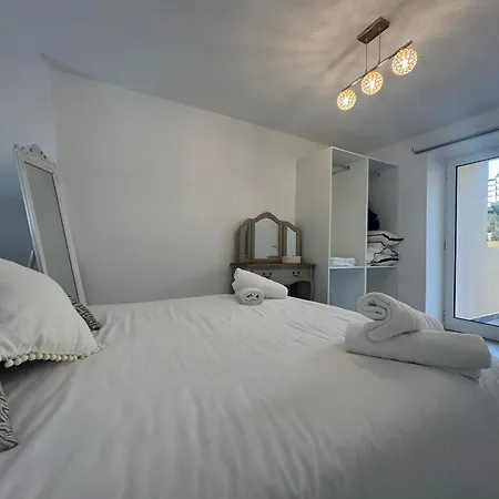 アパート Charming Seaside Flat