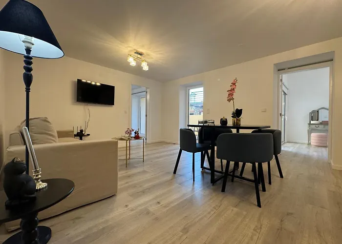 Charming Seaside Flat דירה פול דו מאר